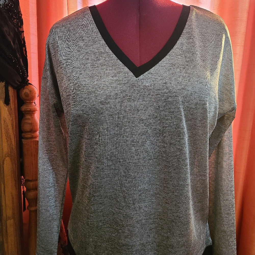 Dex Low Back Sweater